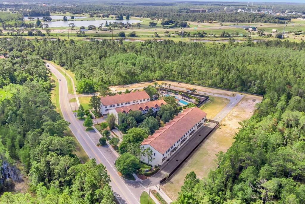 Cozy & Elegant 4Br Enchanted Townhouse - 1 Mile To Disney With Resort Pool, Gym, & Jacuzzi Orlando Dış mekan fotoğraf