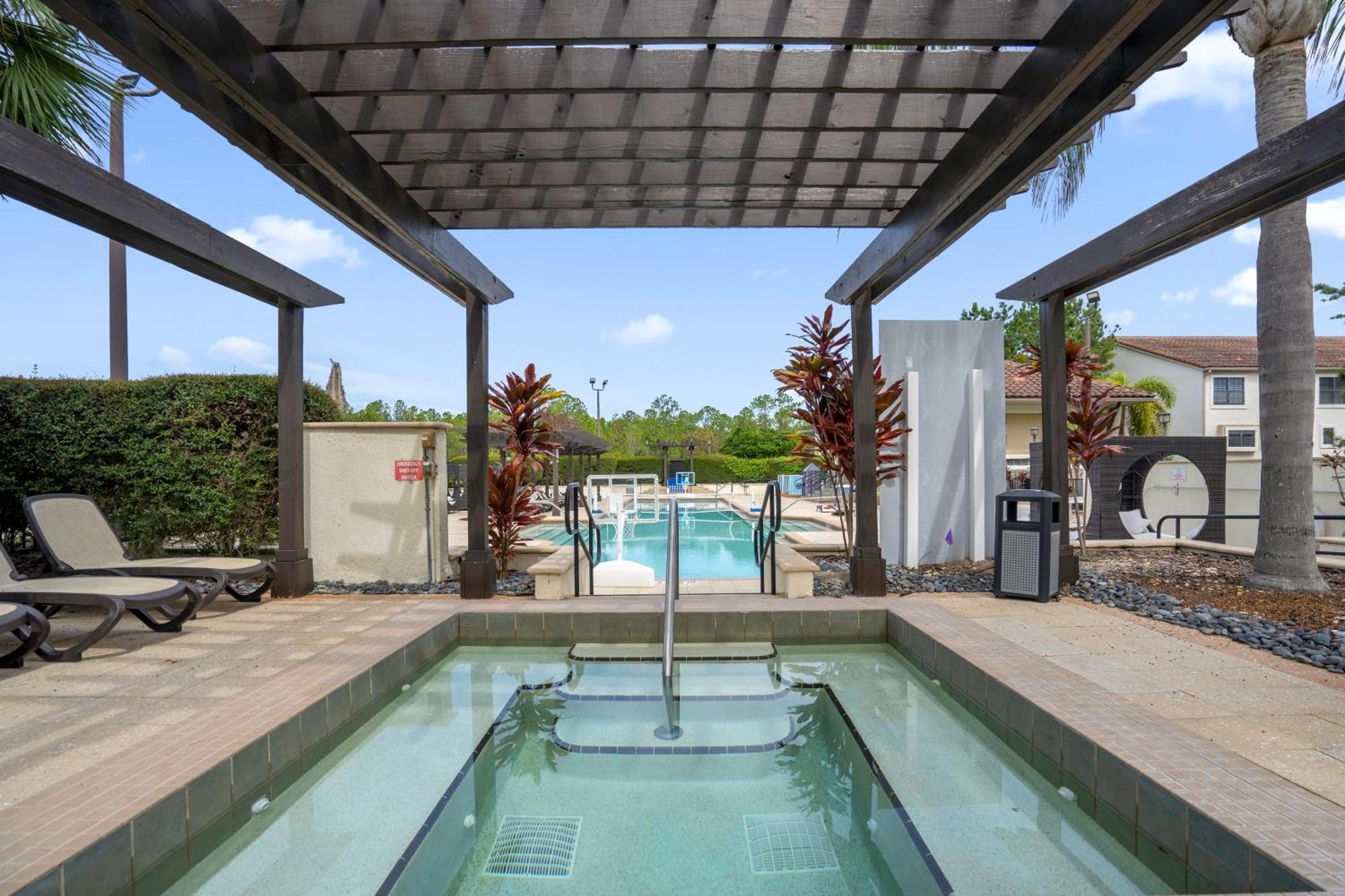 Cozy & Elegant 4Br Enchanted Townhouse - 1 Mile To Disney With Resort Pool, Gym, & Jacuzzi Orlando Dış mekan fotoğraf