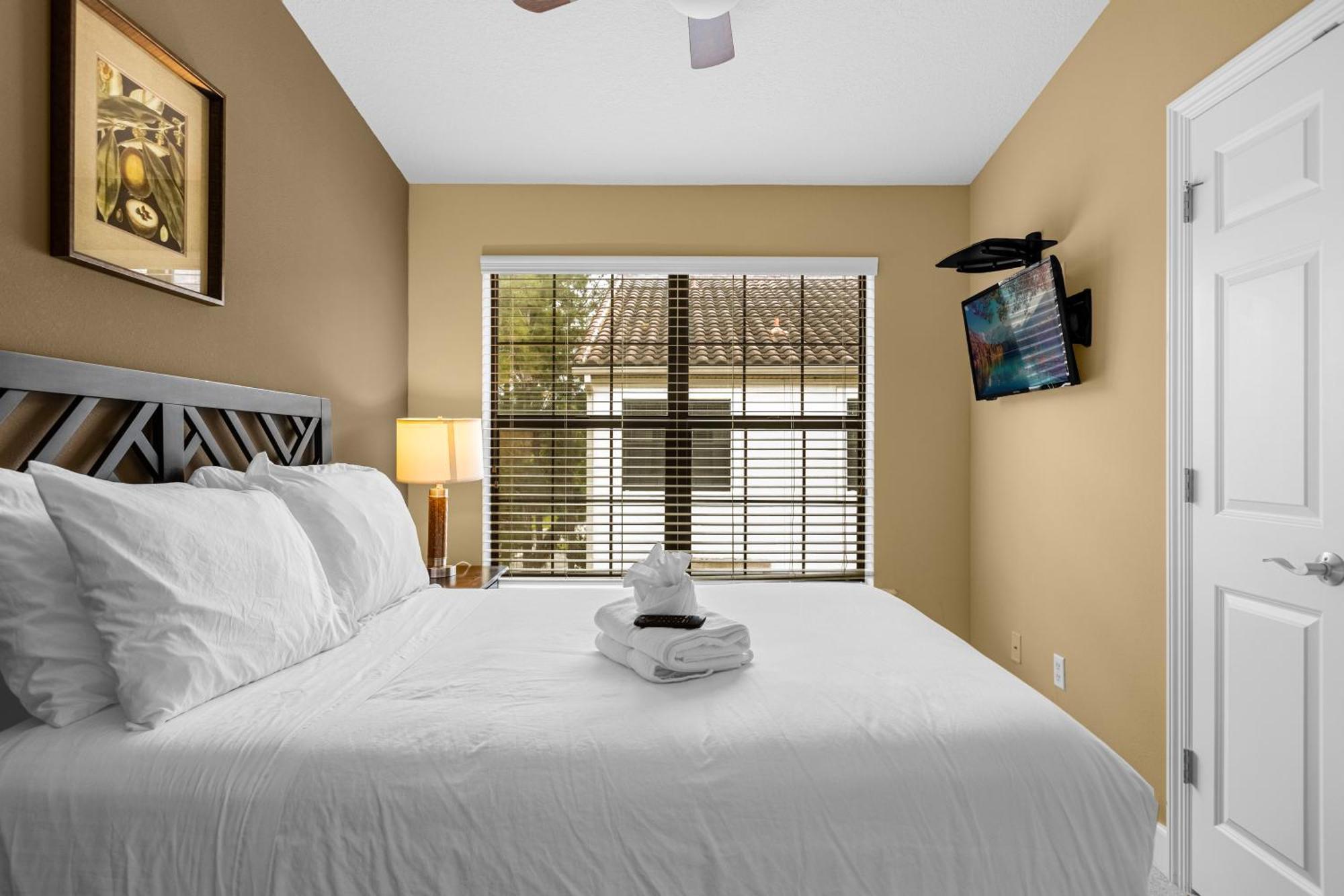 Cozy & Elegant 4Br Enchanted Townhouse - 1 Mile To Disney With Resort Pool, Gym, & Jacuzzi Orlando Dış mekan fotoğraf