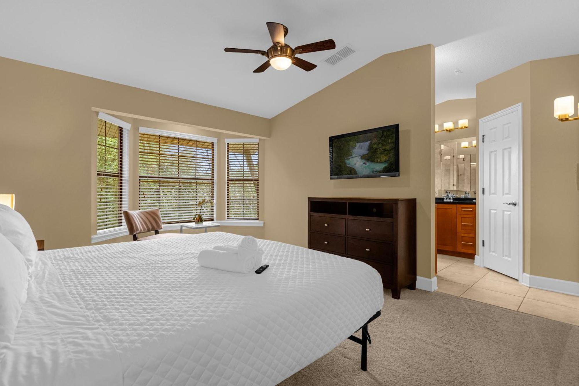 Cozy & Elegant 4Br Enchanted Townhouse - 1 Mile To Disney With Resort Pool, Gym, & Jacuzzi Orlando Dış mekan fotoğraf